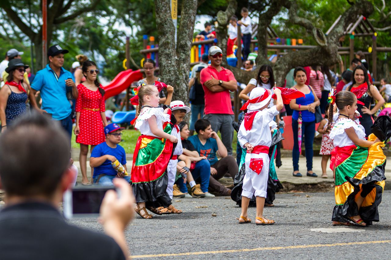 Toledo City Celebrates 64th Hinulawan Festival
